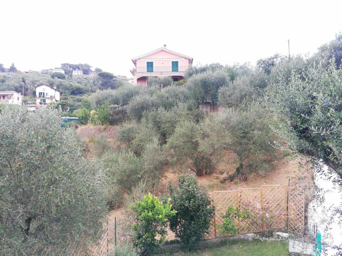 Nonna Paola Guest House Leivi Esterno foto
